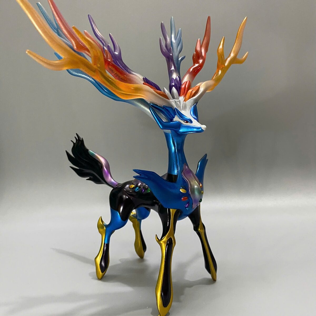 Mẫu Xerneas — phối màu đặc biệt shop Đạo Quán Poke đã hoàn thiện